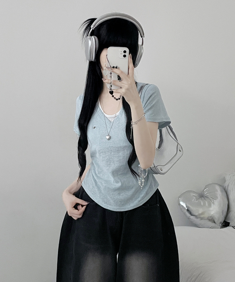 슈디와펜브이넥배색나시레이어드셔링반팔티 소라