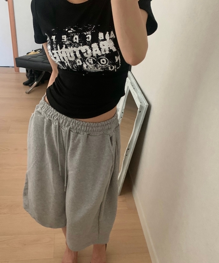 サイドシャーリングレタリング半袖Tシャツ BLACK
