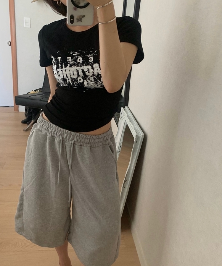 サイドシャーリングレタリング半袖Tシャツ BLACK