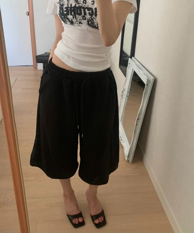 バックボタンバミューダトレーニングパンツ BLACK