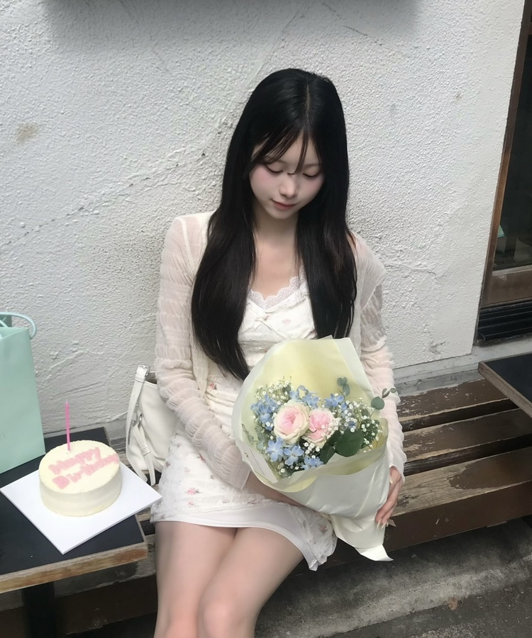 잔꽃 레이스 나시 미니 원피스 크림