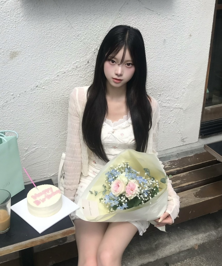 잔꽃 레이스 나시 미니 원피스 크림