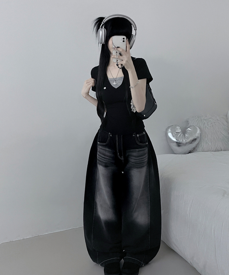 브이넥와펜배색레이어드슬림말라핏반팔티셔츠 블랙