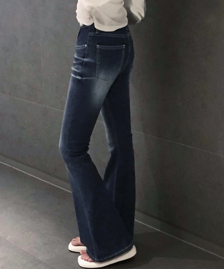 쿨링원단으로 시원하고 가벼운에어쿨 로우라이즈 캣워싱 부츠컷 썸머 데님팬츠 딥블루