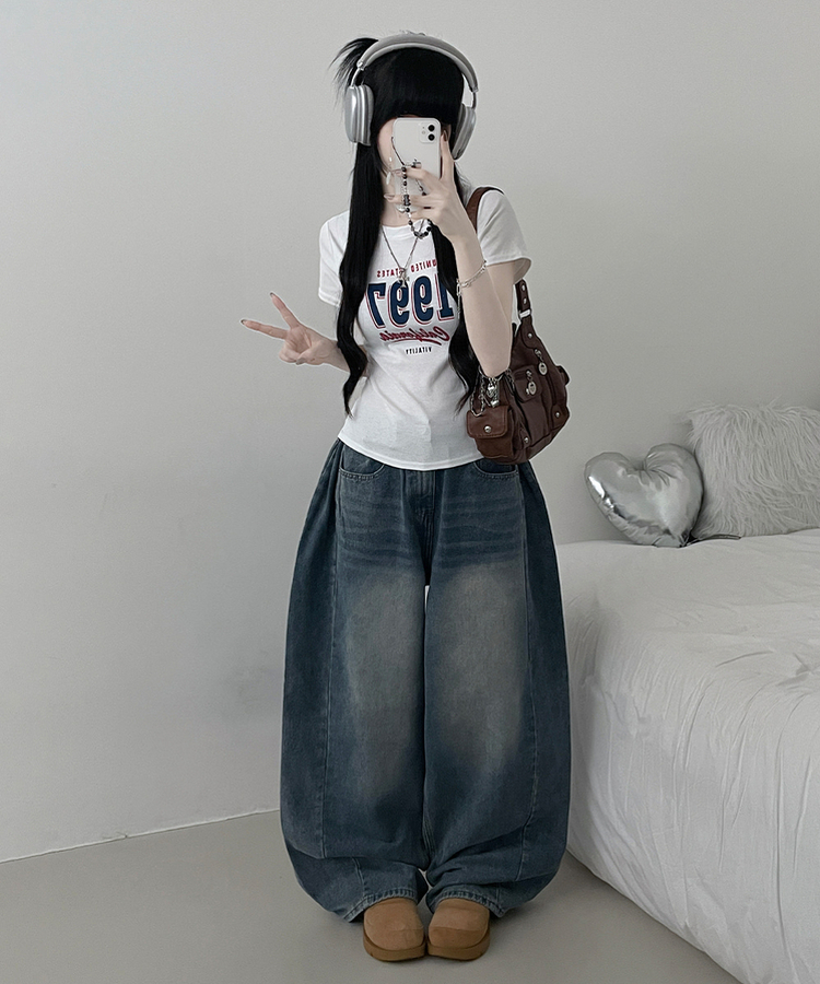 1997레터링프린팅슬림핏세미크롭반팔티 화이트