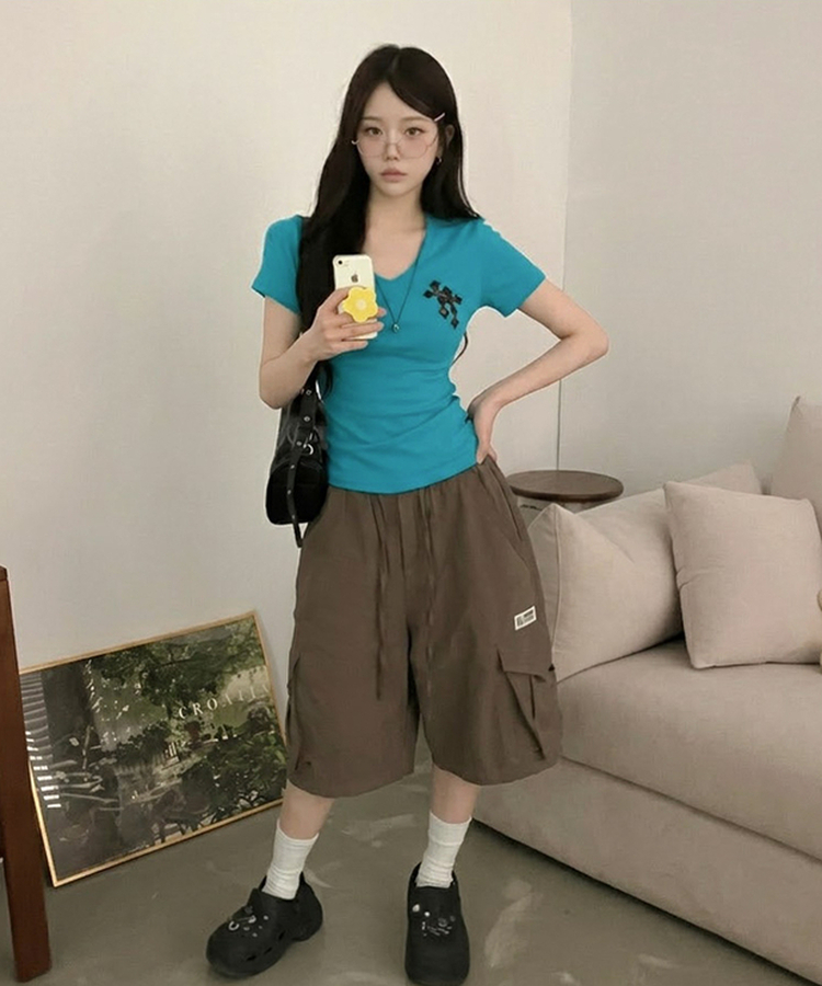호러 카모 십자가 패치 브이넥 옆셔링 반팔 티셔츠 아쿠아