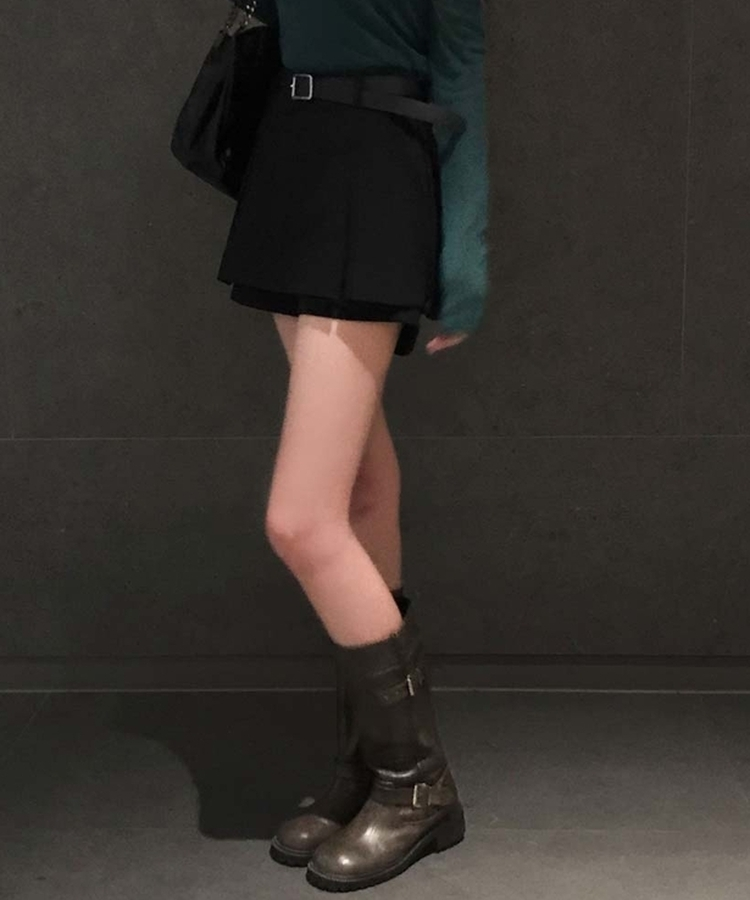 앞뒤가 다른 플리츠 디자인2텐더 A라인 플리츠 미니 치마바지 스커트 블랙