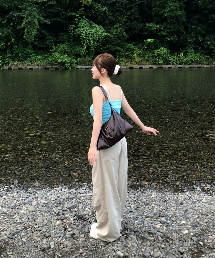 レースVネックスリムキャミソール AQUA BLUE