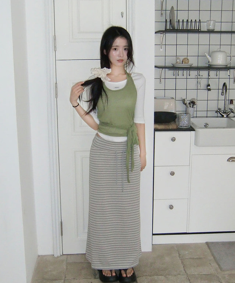 누보 스트라이프 폴딩 스트링밴딩 맥시 롱 스커트 그레이
