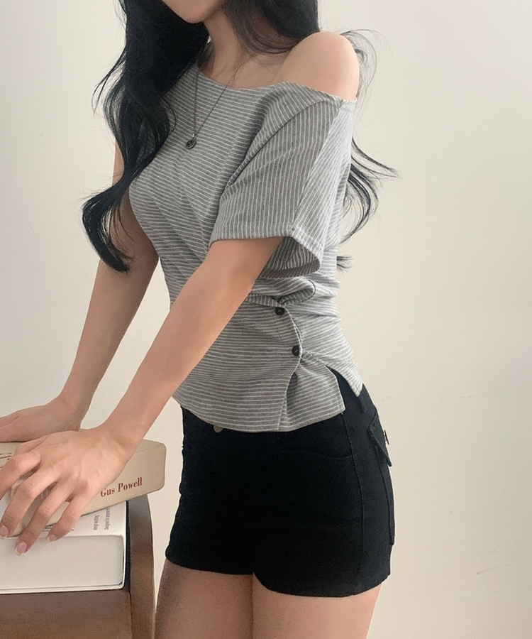 모브 스트라이프 버튼 반팔티셔츠오프숄더 3color 그레이