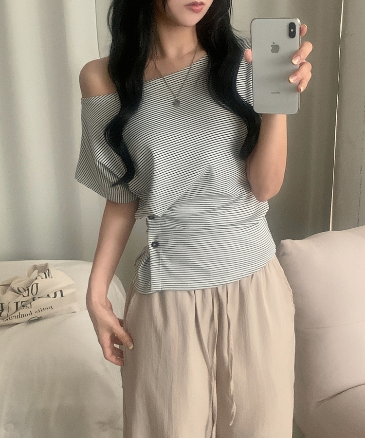 모브 스트라이프 버튼 반팔티셔츠오프숄더 3color 아이보리