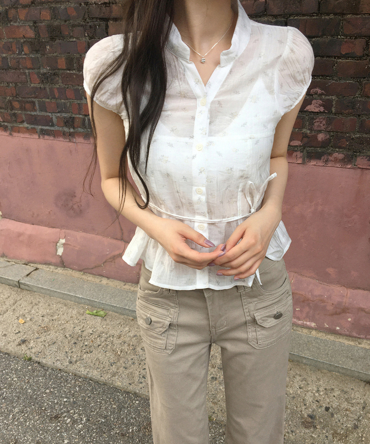 シンプルフラワーシアー半袖ブラウス IVORY