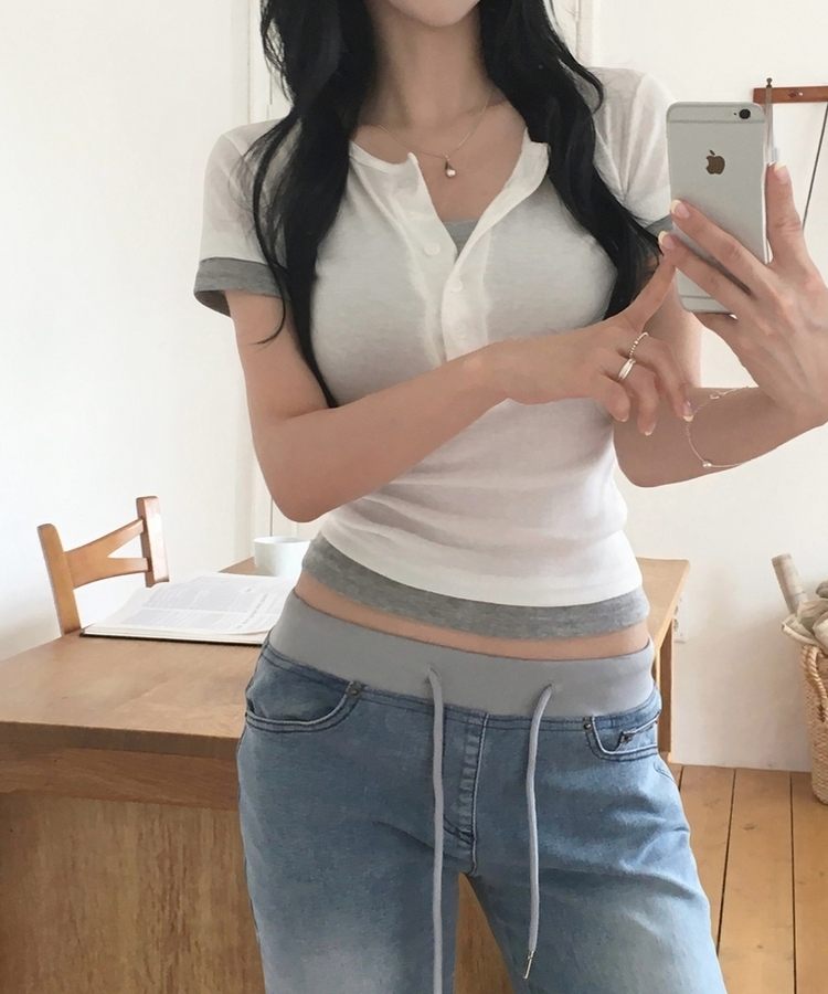 코코 배색 일체형 유넥 버튼 반팔티셔츠 4color 아이보리