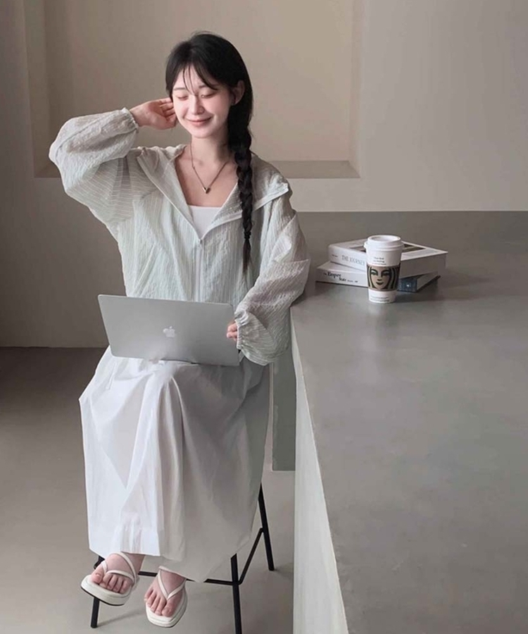꿉꿉함 제로보송이 스트라이프 후드 스트링 루즈핏 여름 바람막이 점퍼 카키