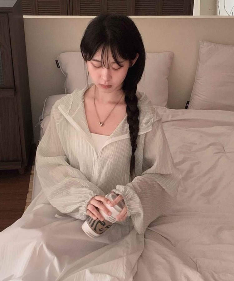 꿉꿉함 제로보송이 스트라이프 후드 스트링 루즈핏 여름 바람막이 점퍼 카키