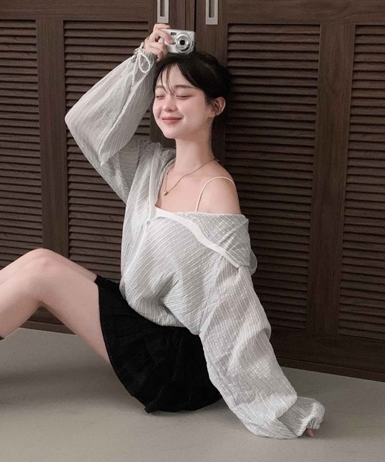 꿉꿉함 제로보송이 스트라이프 후드 스트링 루즈핏 여름 바람막이 점퍼 차콜