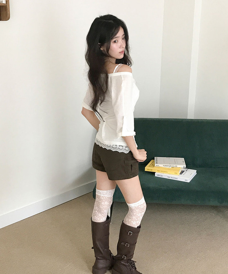 데라 로우라이즈 빈티지 워싱 카고 숏 팬츠 브라운