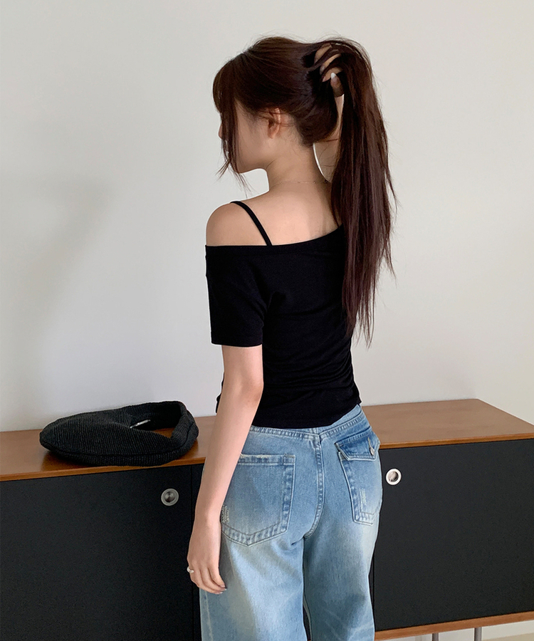 オフショルダー半袖Tシャツ BLACK