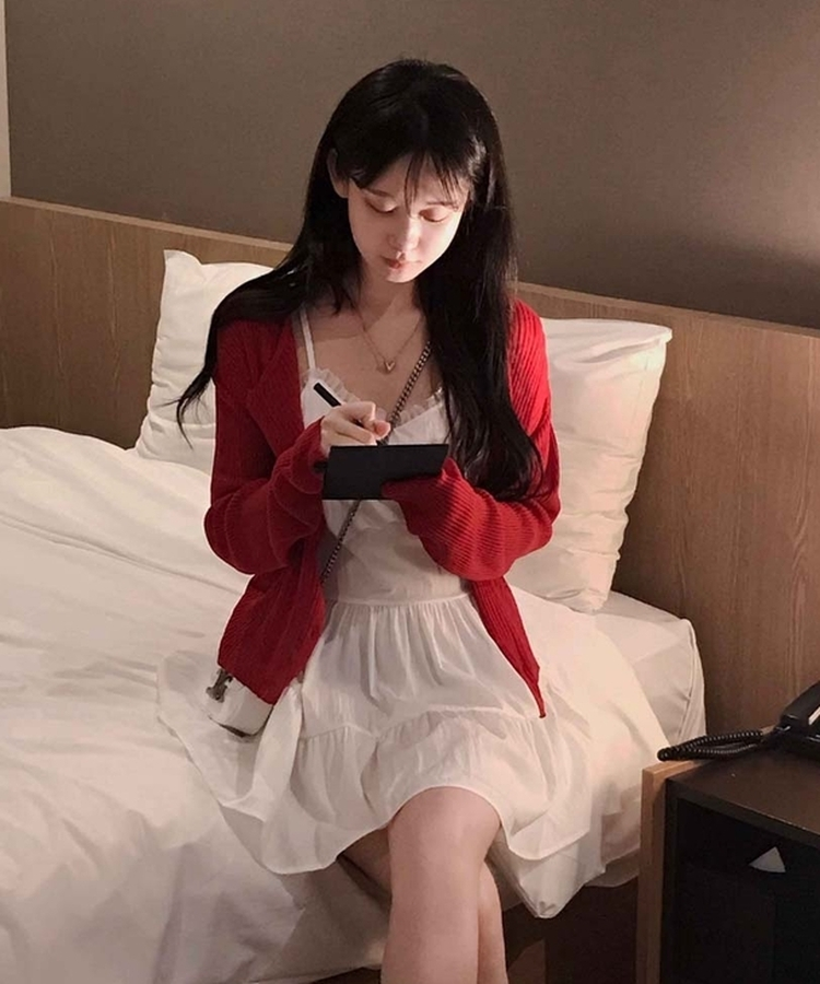 다채로운 색감팔레트 골지 라운드넥 루즈핏 긴팔 니트 가디건 레드