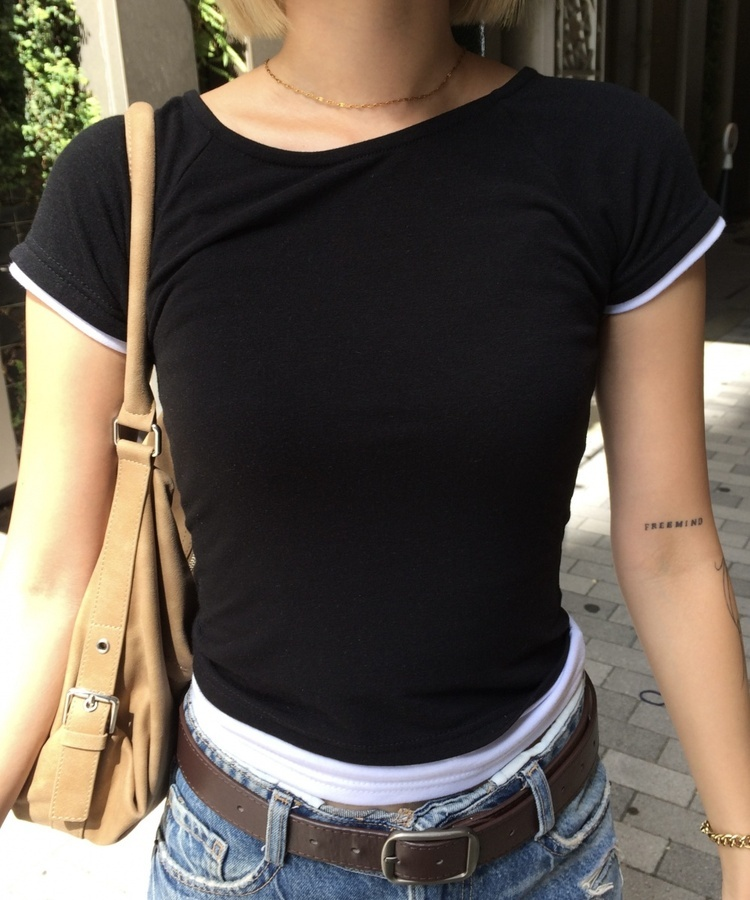 レイヤーベーシッククロップドTシャツ BLACK