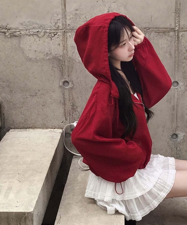 귀여움퀄리티 보장에이쁠 루즈핏 후드 도트 스트링 바람막이 점퍼 레드