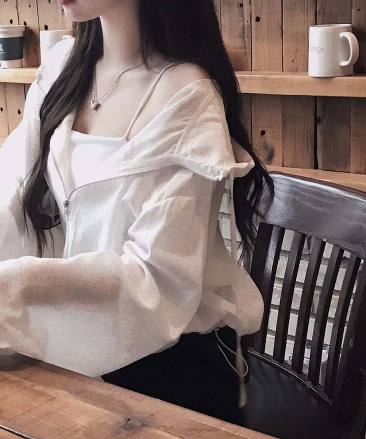 귀여움퀄리티 보장에이쁠 루즈핏 후드 도트 스트링 바람막이 점퍼 화이트