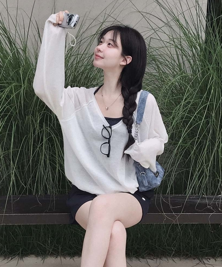 한여름까지 살탐방지모데 브이넥 썸머 루즈핏 얇은 긴팔 니트 아이보리