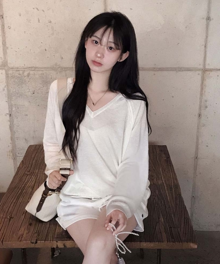 한여름까지 살탐방지모데 브이넥 썸머 루즈핏 얇은 긴팔 니트 마베이지