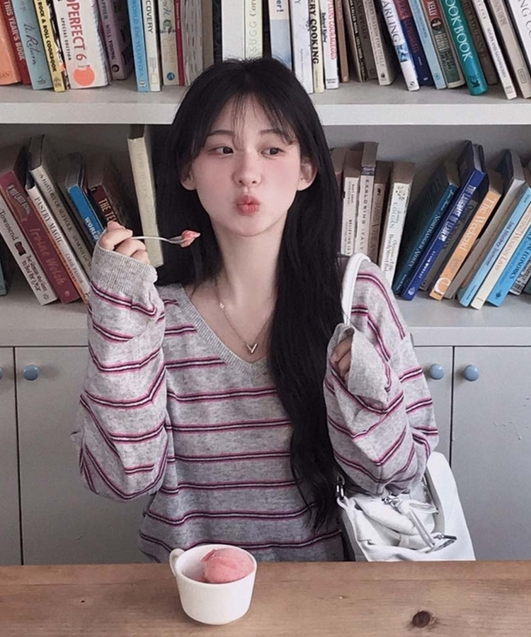 단가라 디자인 중 1등헤이븐 썸머 단가라 스트라이프 린넨 브이넥 긴팔 니트 페일핑크