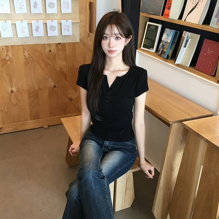 허리잘록 오드 트임 브이넥 버튼 세미 크롭 여름 반팔 티셔츠 옆셔링 단추 무지 반팔티 데일리 포켓 기본티 밑단 굴림 꾸안꾸 상의 5color 블랙