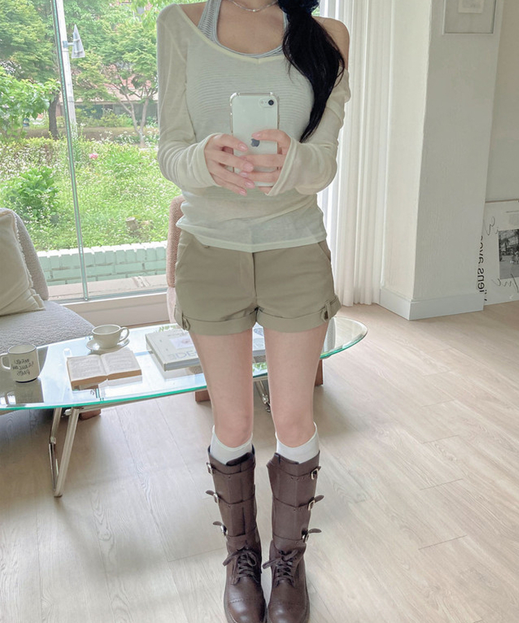 모놀 롤업 밑단 버튼 스판 숏 팬츠 여름 여름숏팬츠 베이지
