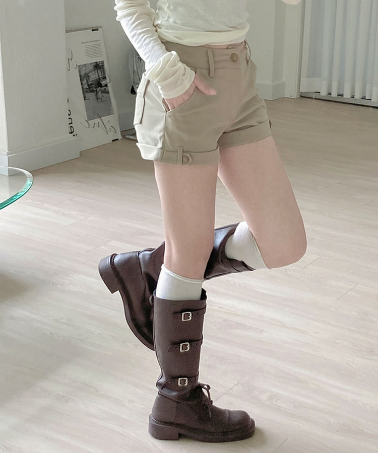 모놀 롤업 밑단 버튼 스판 숏 팬츠 여름 여름숏팬츠 베이지