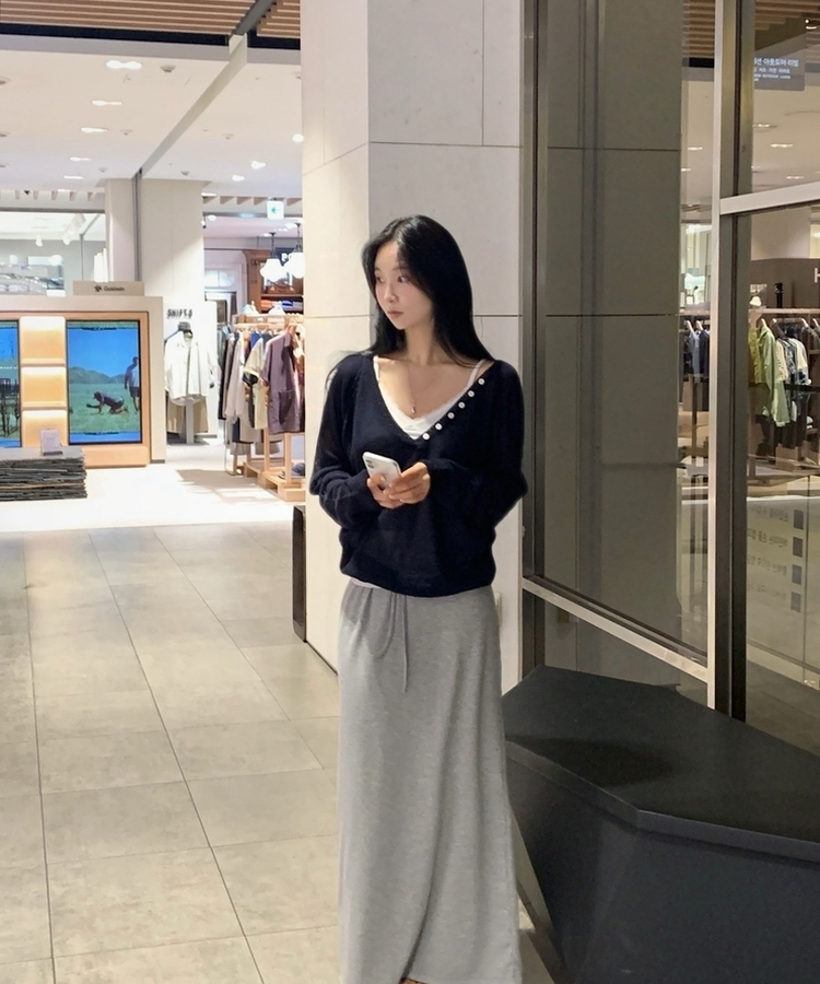 널디 레이어드 헨리넥 버튼 딥브이넥 루즈핏 린넨니트 4color 네이비
