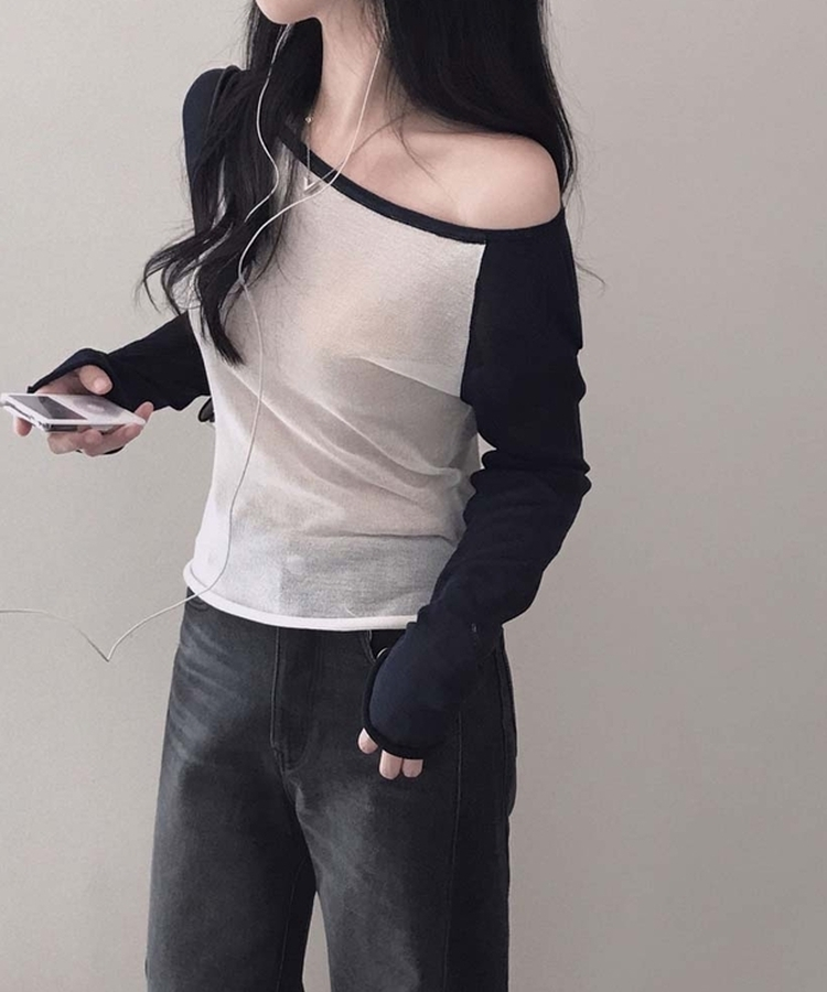 티셔츠도 여리여리하게여리코어 썸머 여리 시스루 배색 나그랑 원숄더 긴팔 니트 화이트