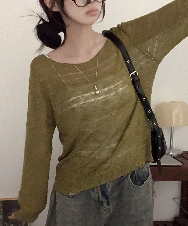 메이비 입술넥 오프숄더 시스루 루즈핏 니트 카키