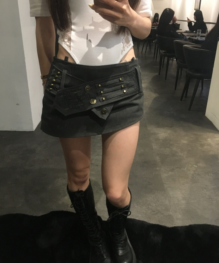 ローズステッチスカート BLACK