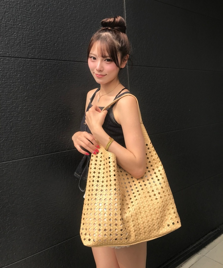 メッシュ編みショルダーバッグ BEIGE