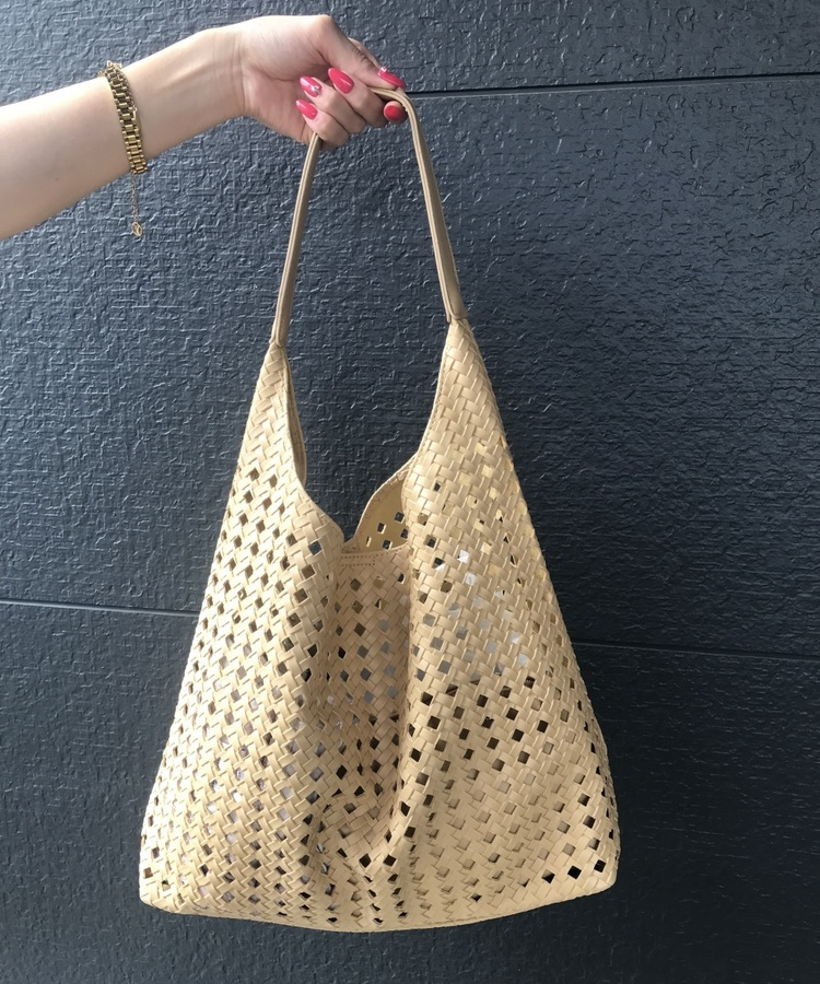 メッシュ編みショルダーバッグ BEIGE