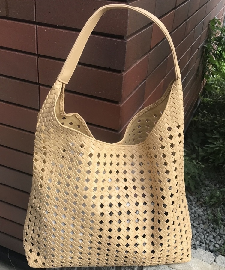 メッシュ編みショルダーバッグ BEIGE