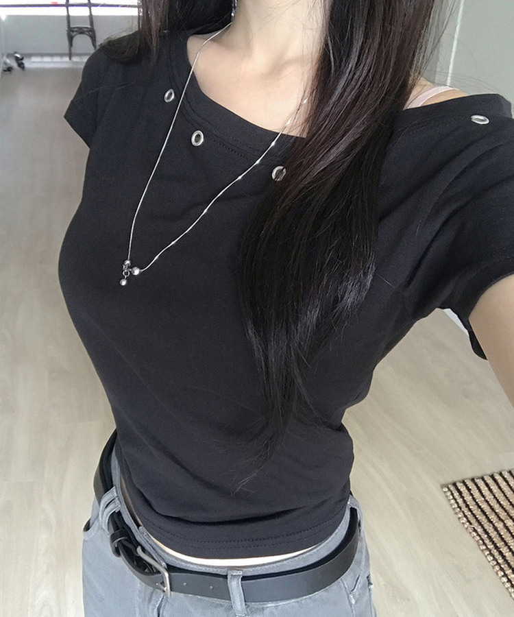 니커 보트넥 아일렛 펀칭 슬림핏 반팔 티셔츠 블랙
