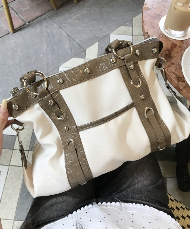 ヴィンテージスタッズベルトバック BEIGE