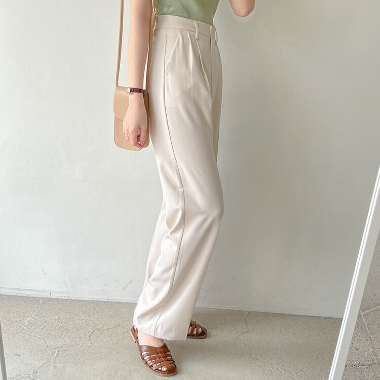 [S~2XL/기획특가]찰랑 핀턱 와이드 슬랙스 라이트베이지