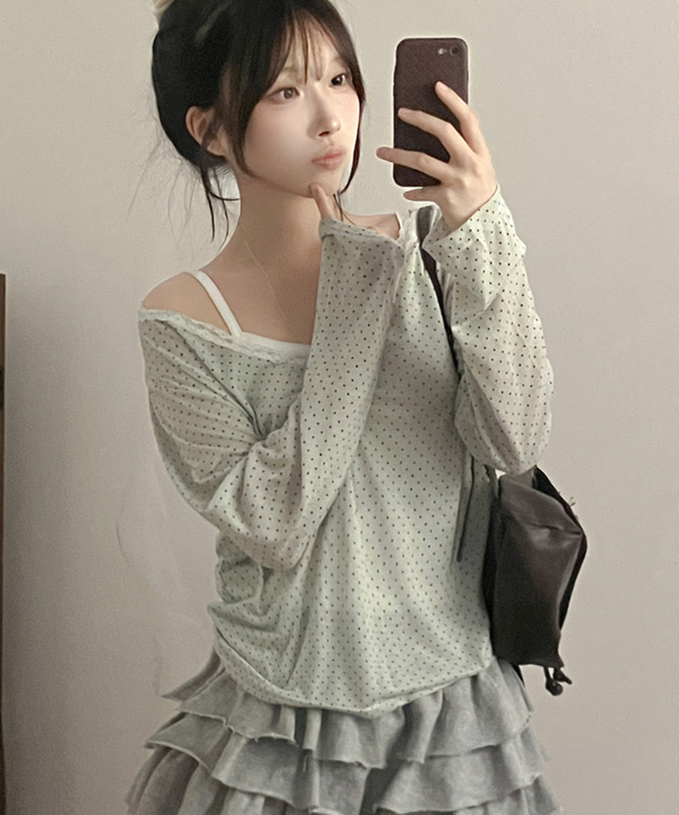 릴리 도트 레이스 브이넥 여리핏 긴팔 티셔츠 그레이