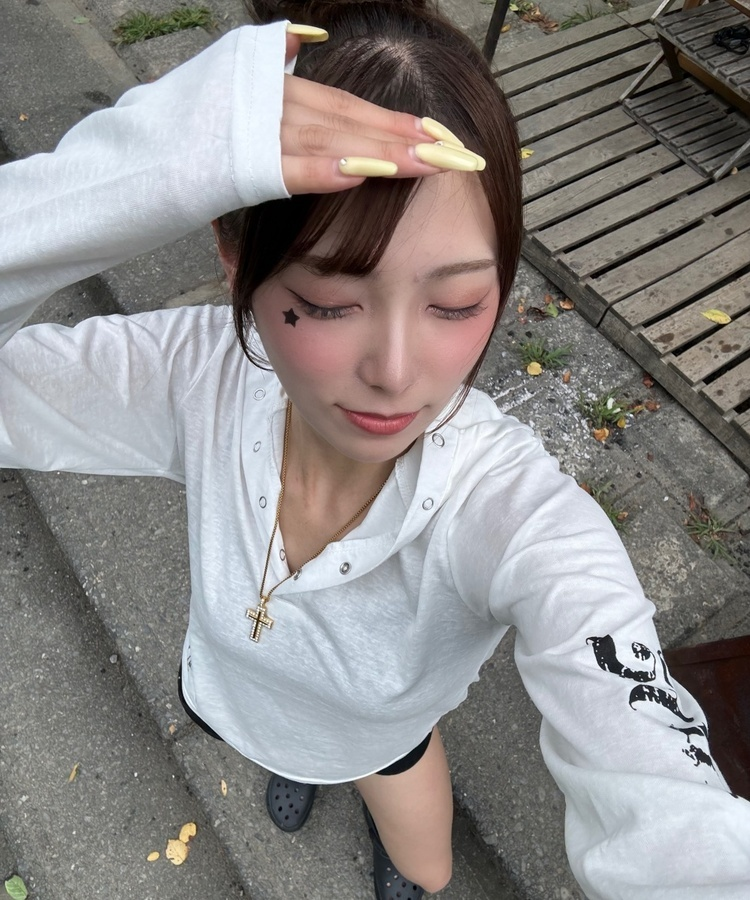 スターレタリングフードTシャツ WHITE