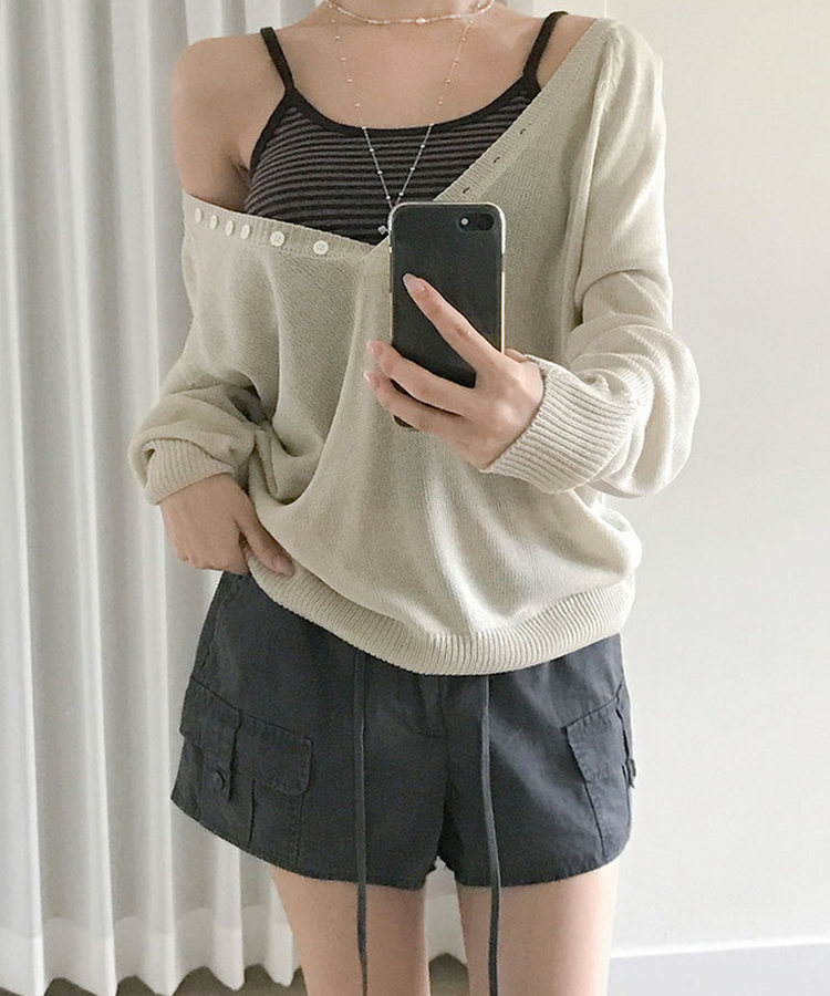 ボタンディープVネックシアールーズニット BEIGE