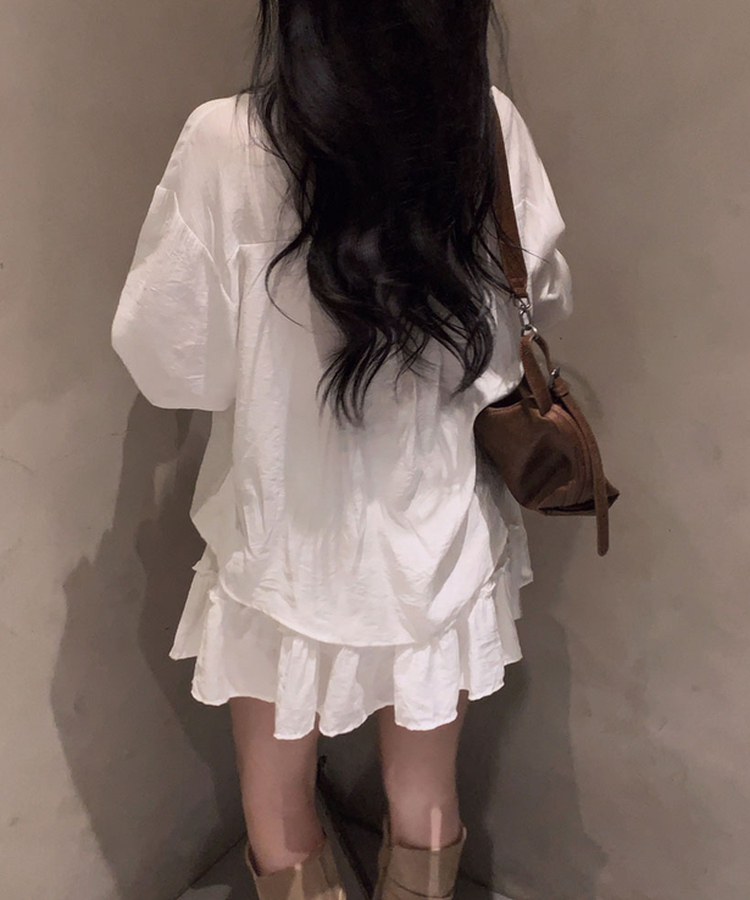 여름까지 살안타템으로 즐기는 세트에센스 셔츠벨트스커트 쓰리피스 세트 아이보리