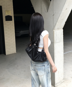 헤일 아일렛 버클 스퀘어 숄더백 y2k 보부상 데일리 코디아이템 데일리숄더백 끈조절 캐주얼 레더 가방 사계절가방데일리백여름신상 블랙