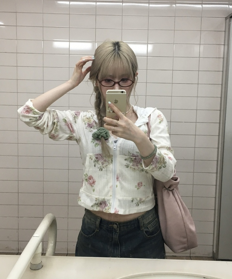 ビンテージローズ柄フードジップアップ FLOWER IVORY