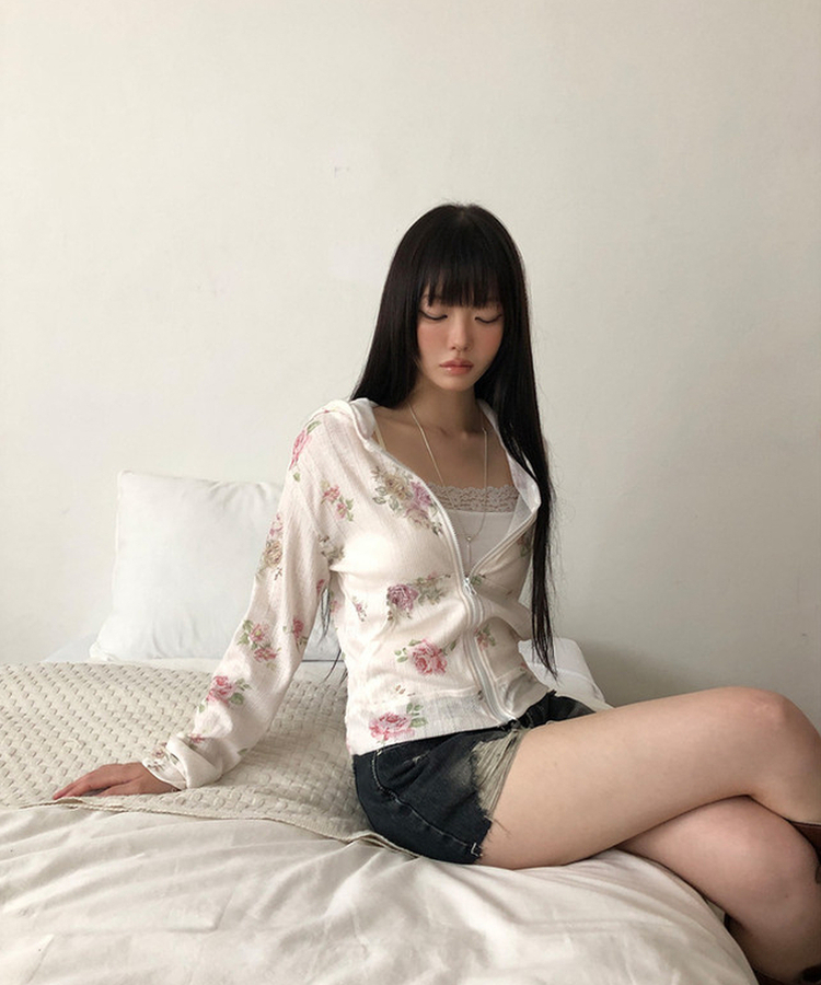 花柄ジップアップフードトレーナー IVORY