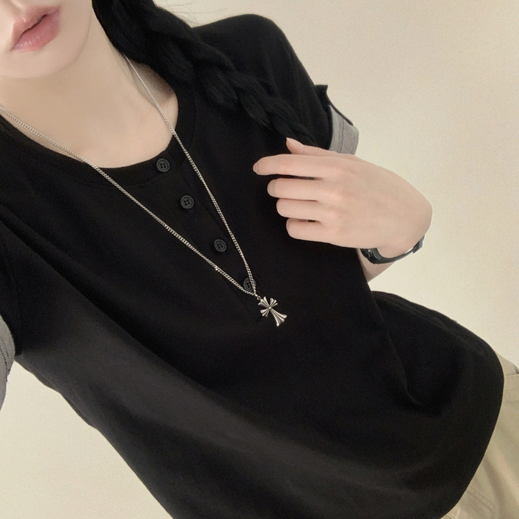 [롤업버튼?/팔뚝소멸핏!] 헨리넥 버튼 루즈핏 롤업 배색 레이어드 반팔티셔츠 블랙